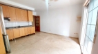 8-e64a9055bba3e77ac8aca3b893cdf826.jpg